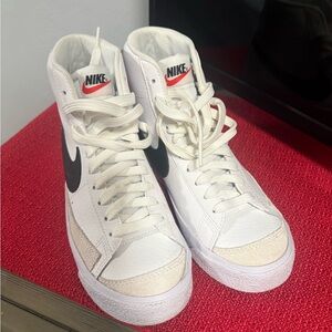 Nike Blazer